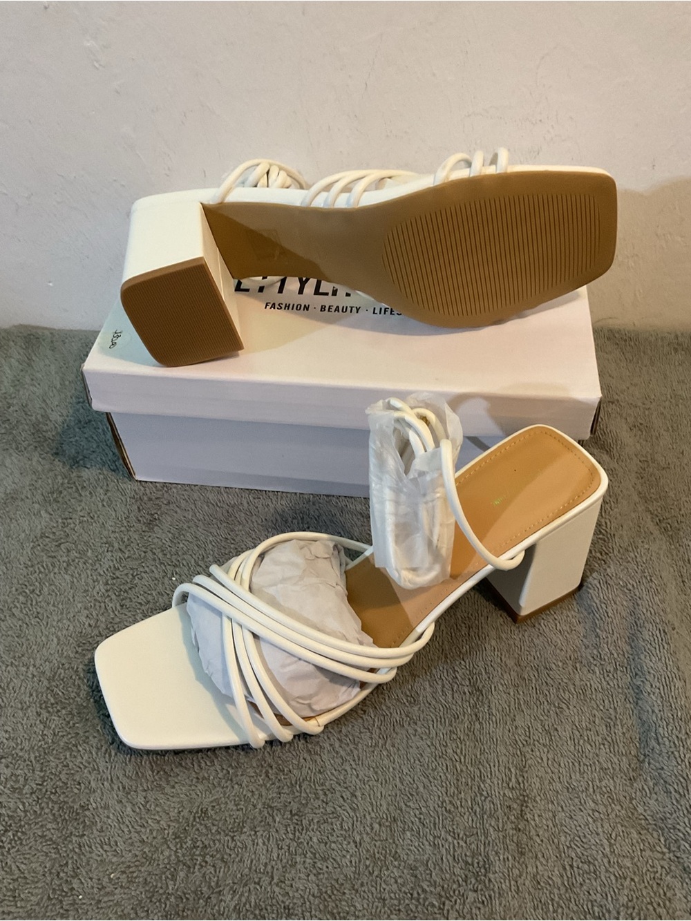 PrettyLittleThing White Strappy Block Heel Sandals - Picture 2 of 4